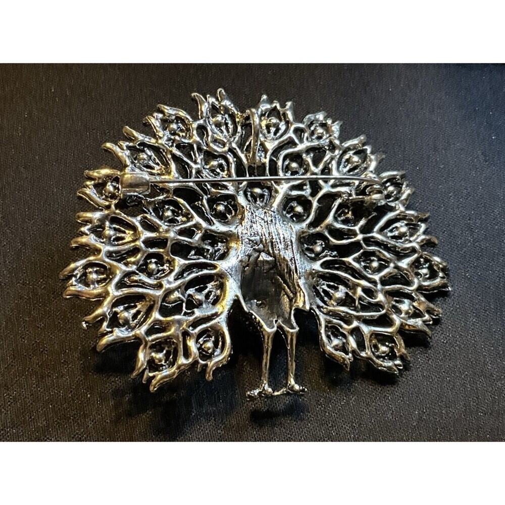Large Rhinestone Peacock Brooch - Picture 4 of 5